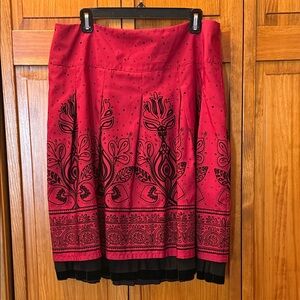 Beautiful NWOT Apt. 9 Red and Black A-Line Skirt size 14